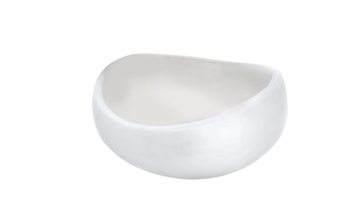 Kenny Mack Shell Bowl Scoop 9 1/2 x 5" - Image 1